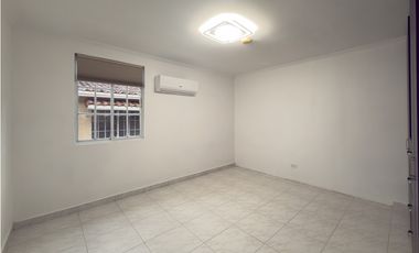 SE VENDE AMPLIA CASA EN ALBROOK GARDENS - ALBROOK