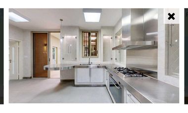 Alquilo casa en Embassy Gardens en Clayton