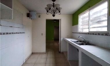 VENTA CASA EN LOS OLIVOS PUERTO CAIMITO (OF)