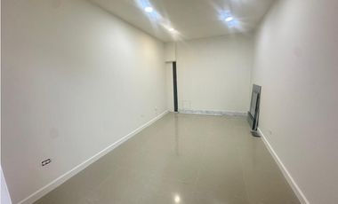 Alquiler de oficina amoblada en Calle 50