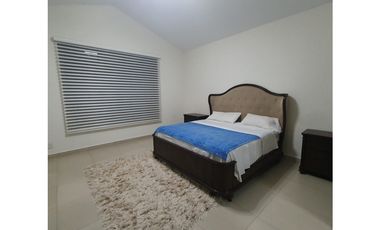 ALQUILER CASA AMOBLADO HOWARD