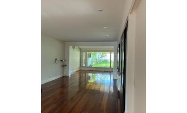 CASA VENTA SAN ISIDRO