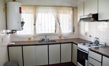 Chalet 6 Ambientes Punta Mogotes