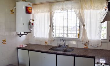 Chalet 6 Ambientes Punta Mogotes