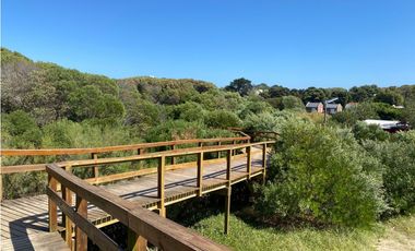 DEPARTAMENTO EN VENTA FRENTE AL MAR EN VALERIA DEL MAR