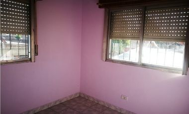 Vendo casa en excelente ubicaccion Villa Zapiola Paso del Rey