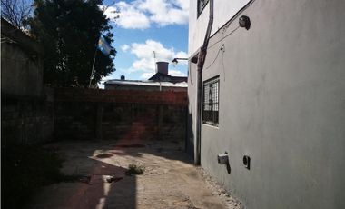 Vendo casa en excelente ubicaccion Villa Zapiola Paso del Rey