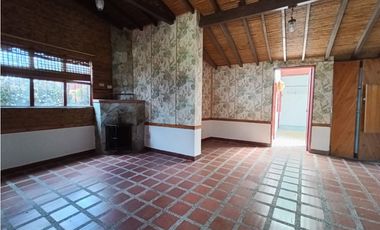 SE RENTA CABAÑA EN SECTOR EL SANGO GUARNE