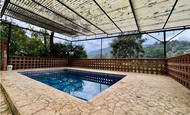 Casa campestre en venta en San Antonio de Prado