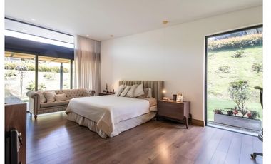 Casa en Arriendo Alto de las Palmas Envigado