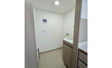 Se Arrienda Apartaestudio a Estrenar en Vivari, San Nicolas, Rionegro
