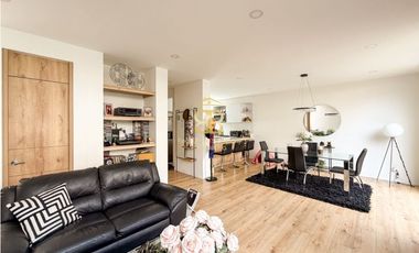 SE VENDE CASA EN CAJICA