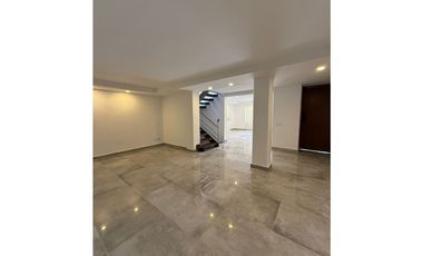 Casa en Arriendo en El Poblado