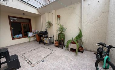 CASA MEDIANERA UNIDAD ABIERTA  ESTRATO 4