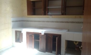 CASA CON AIRE EN VENTA EN LA CEJA (BARRIO LAS ACACÍAS- PAYUCO).