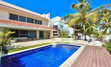 Casa En Venta Zona Hotelera Frente Al Mar