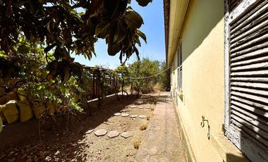 Casa en Venta en Rojas Magallanes / Av. Vicuña Mackenna (1000 M2)