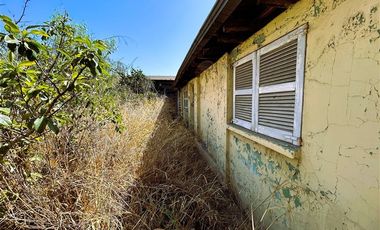 Casa en Venta en Rojas Magallanes / Av. Vicuña Mackenna (1000 M2)