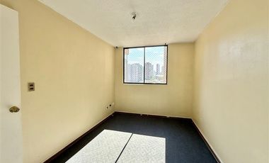 Departamento en Venta en Precio Rebajado!!! Oportunidad Inversión!!. A pasos Metro Parque Almagro