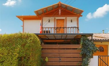 Casa en Venta en OPORTUNIDAD EN LA FLORIDA – CASA AMPLIA CON TODO A TU ALCANCE