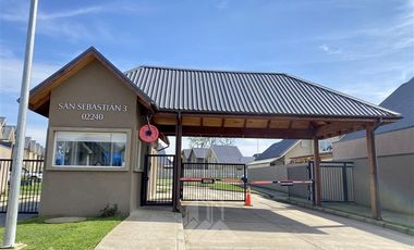 Casa en Arriendo en COD39837 Condominio Hacienda San Sebastián Etapa III