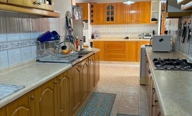Casa en Venta en Casa de 3 pisos, Sector Sur