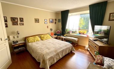 Casa en Venta en San Ramon / Carlos Peña Otaegui
