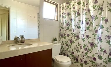 Casa en Venta en San Ramon / Carlos Peña Otaegui
