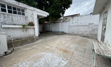 CASA 3 AMB C/PATIO Y GGE. EN VENTA CLAYPOLE