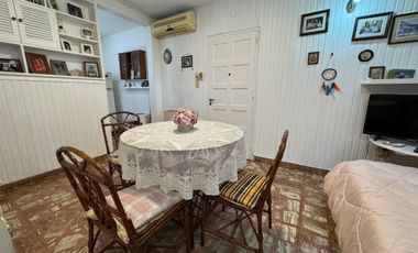 CASA 3 AMB C/PATIO Y GGE. EN VENTA CLAYPOLE