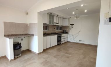 VENTA CASA 6 AMB APTA CREDITO LOMAS DE ZAMORA
