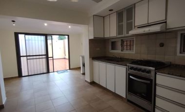 VENTA CASA 6 AMB APTA CREDITO LOMAS DE ZAMORA