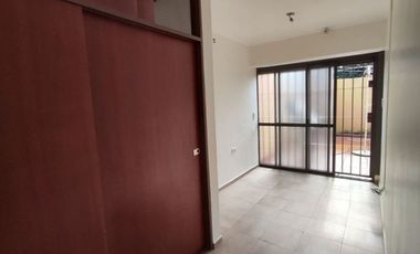 VENTA CASA 6 AMB APTA CREDITO LOMAS DE ZAMORA