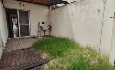 ALQUILER PH 2 AMB C/ COCHERA PATIO PARRILLA MORÓN