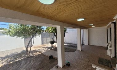 CASA EN VENTA – EL BOSQUE | AMPLIA | ESQUINA | USO RESIDENCIAL O COMERCIAL
