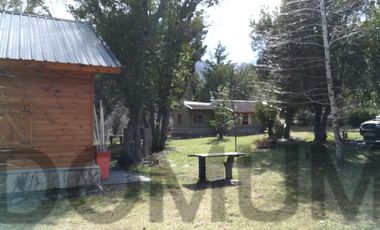 Complejo de Cabañas con Vista al Lago