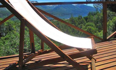 Complejo de Cabañas con Vista al Lago