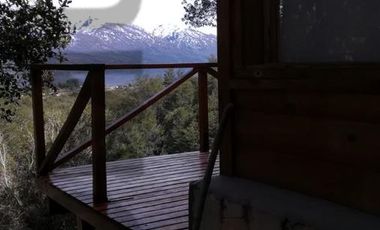 Complejo de Cabañas con Vista al Lago