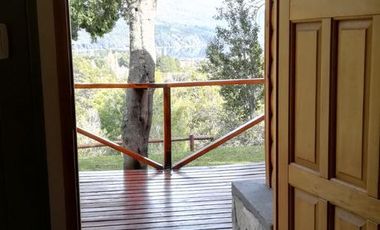 Complejo de Cabañas con Vista al Lago
