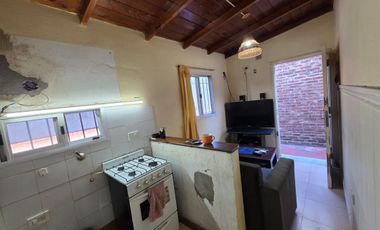 VENTA PH FRENTE. 3 AMB. S/EXPENSAS. VILLA ADELINA