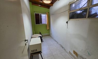 VENTA PH FRENTE. 3 AMB. S/EXPENSAS. VILLA ADELINA