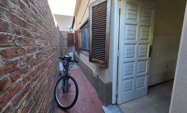 VENTA PH FRENTE. 3 AMB. S/EXPENSAS. VILLA ADELINA