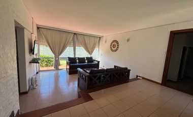 Venta importante Casa. Santa Clara del Mar