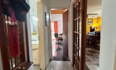 Casa en venta de 3 Dormitorios con cochera en Berisso