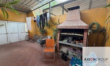 Casa en venta de 3 Dormitorios con cochera en Berisso