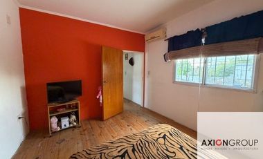 Casa en venta de 3 Dormitorios con cochera en Berisso