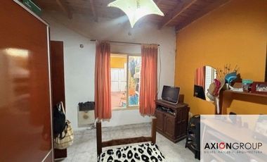 Casa en venta de 3 Dormitorios con cochera en Berisso