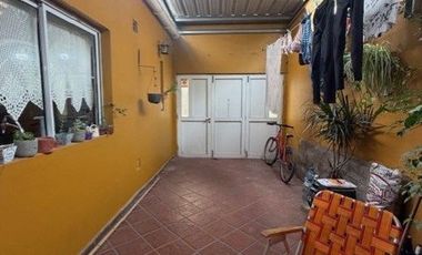 Casa en venta de 3 Dormitorios con cochera en Berisso