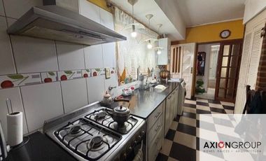 Casa en venta de 3 Dormitorios con cochera en Berisso
