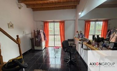 Casa en venta de 3 Dormitorios con cochera en Berisso